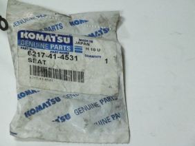 KOMATSU PC 600 SUBAP ŞAPKASI 6217-41-4531